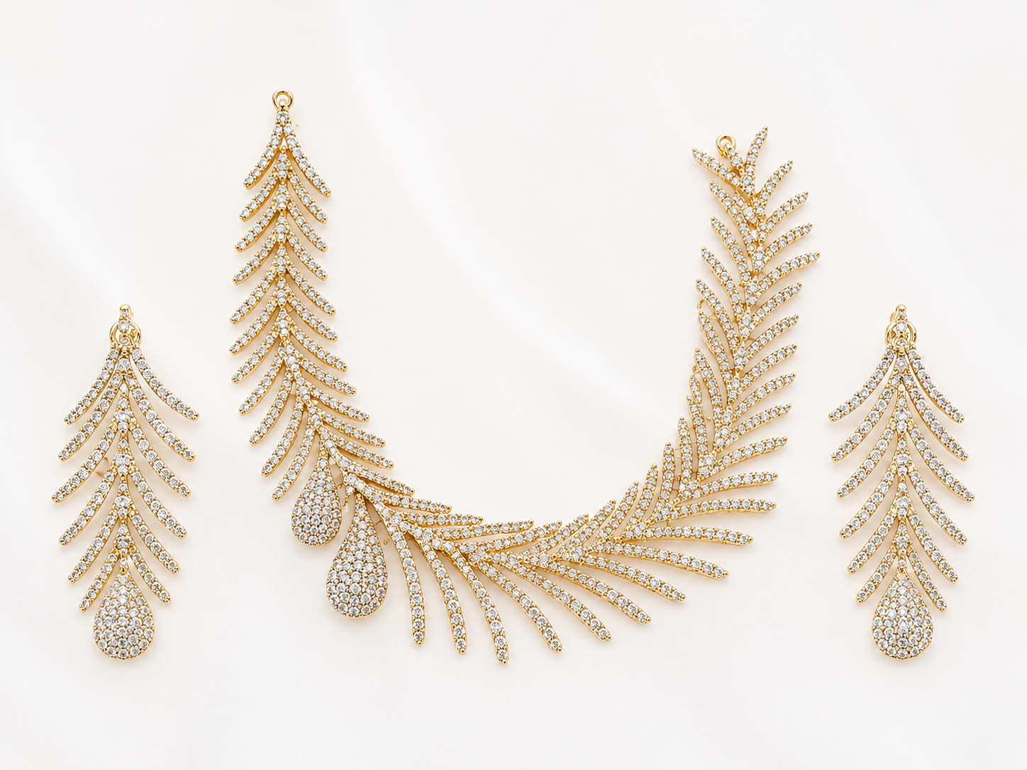 Leaf Design AD Necklace Set